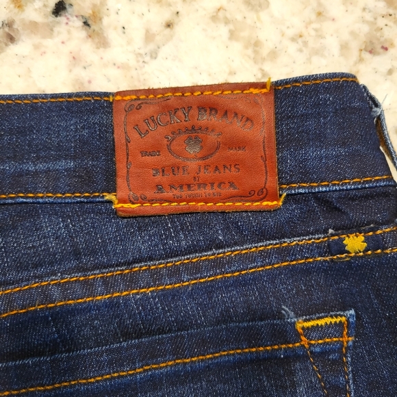 Lucky Brand Charlie Baby Boot Jeans - Picture 9 of 9